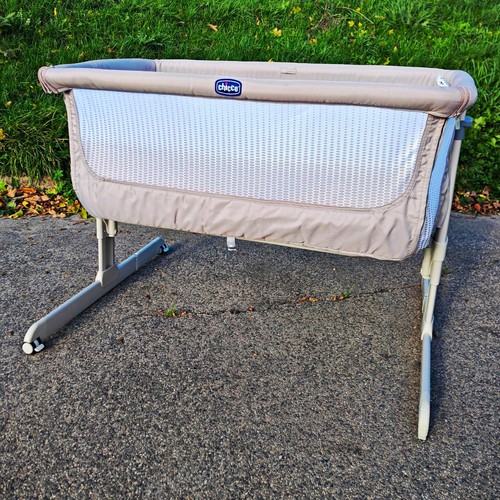 Chicco next2me bedside crib - bedside,